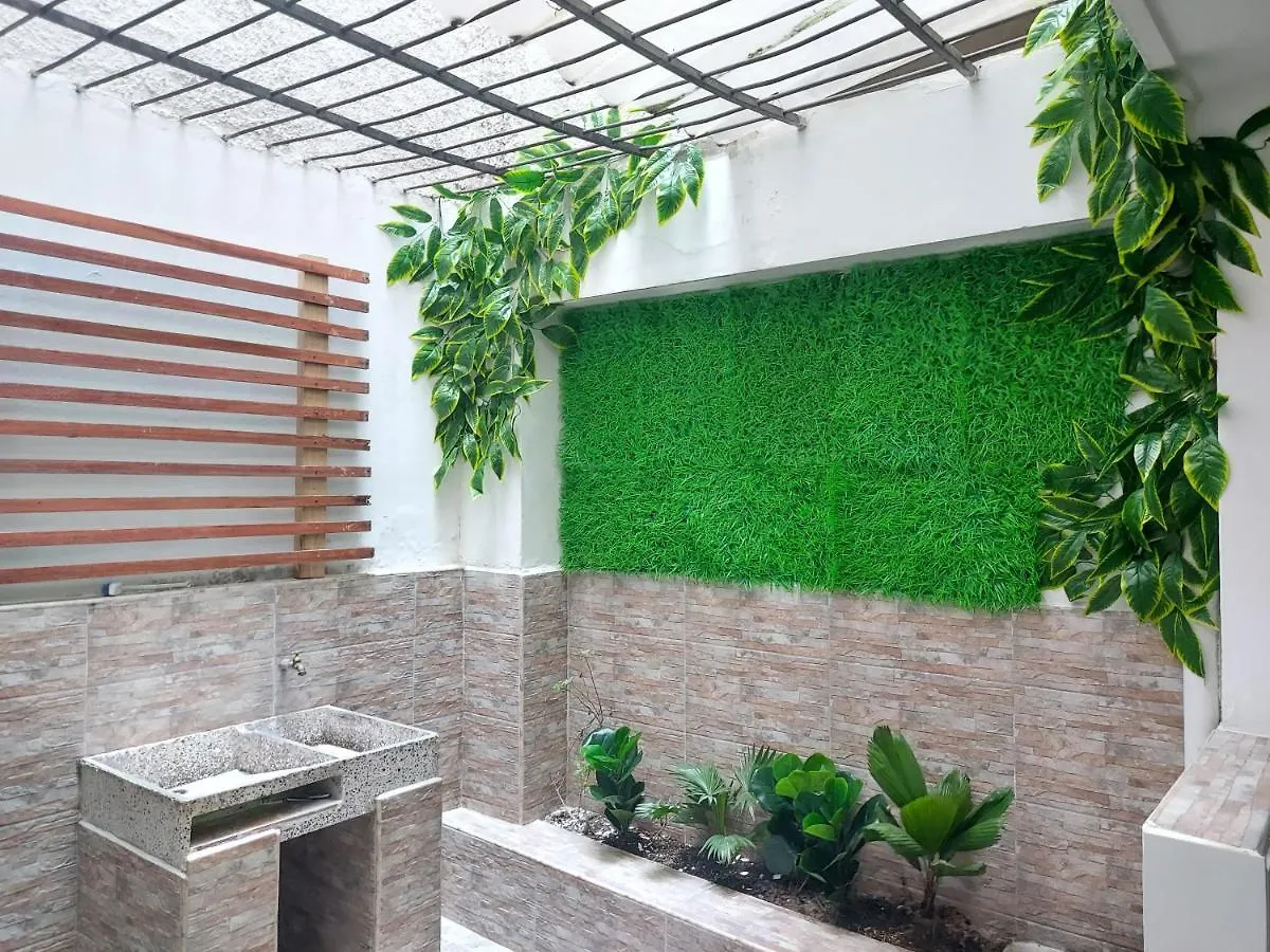 Casa Centro Comercial La Central - Wifi - Outside Parking 麦德林 公寓
